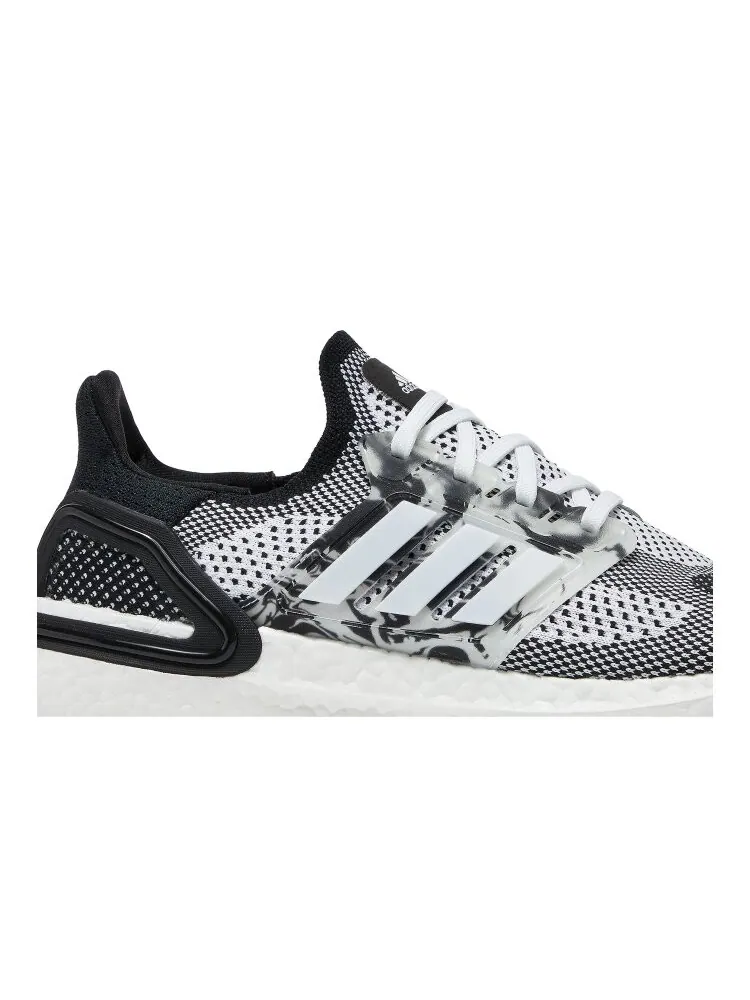 Кроссовки Adidas UltraBoost 19.5 DNA — изображение 2 из 4, белый