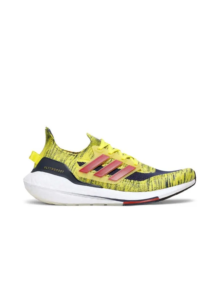 Кроссовки adidas UltraBoost 21 'Bright Yellow Navy' — изображение 2 из 9