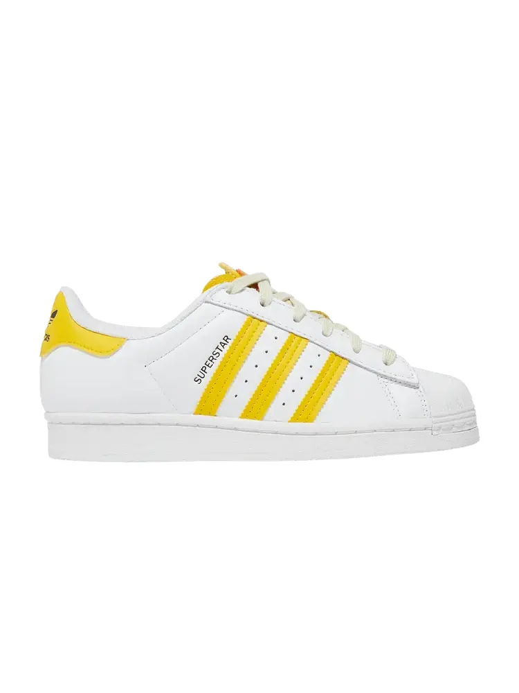Кроссовки adidas Wmns Superstar 'White Hazy Yellow' — изображение 1 из 9, белый/желтый/песочный