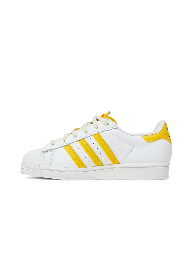 Кроссовки adidas Wmns Superstar 'White Hazy Yellow' — изображение 4 из 9, белый/желтый/песочный