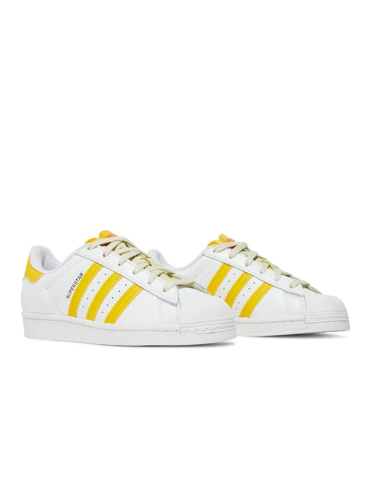 Кроссовки adidas Wmns Superstar 'White Hazy Yellow' — изображение 9 из 9, белый/желтый/песочный