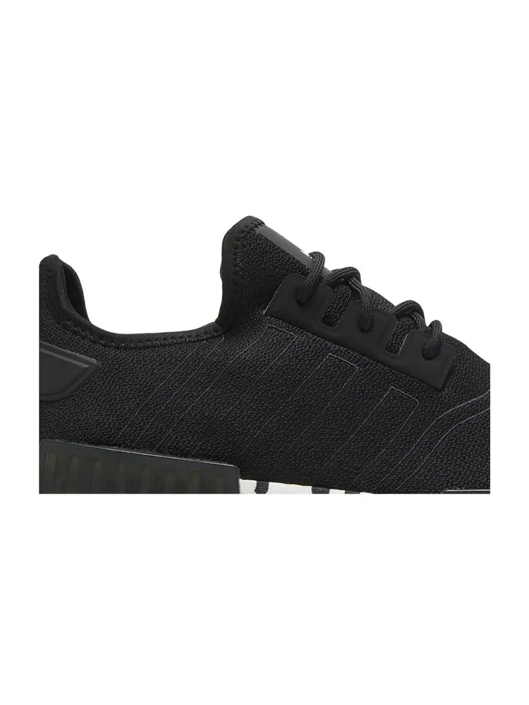 Кроссовки Adidas NMD_R1 Черные — изображение 2 из 4, черный