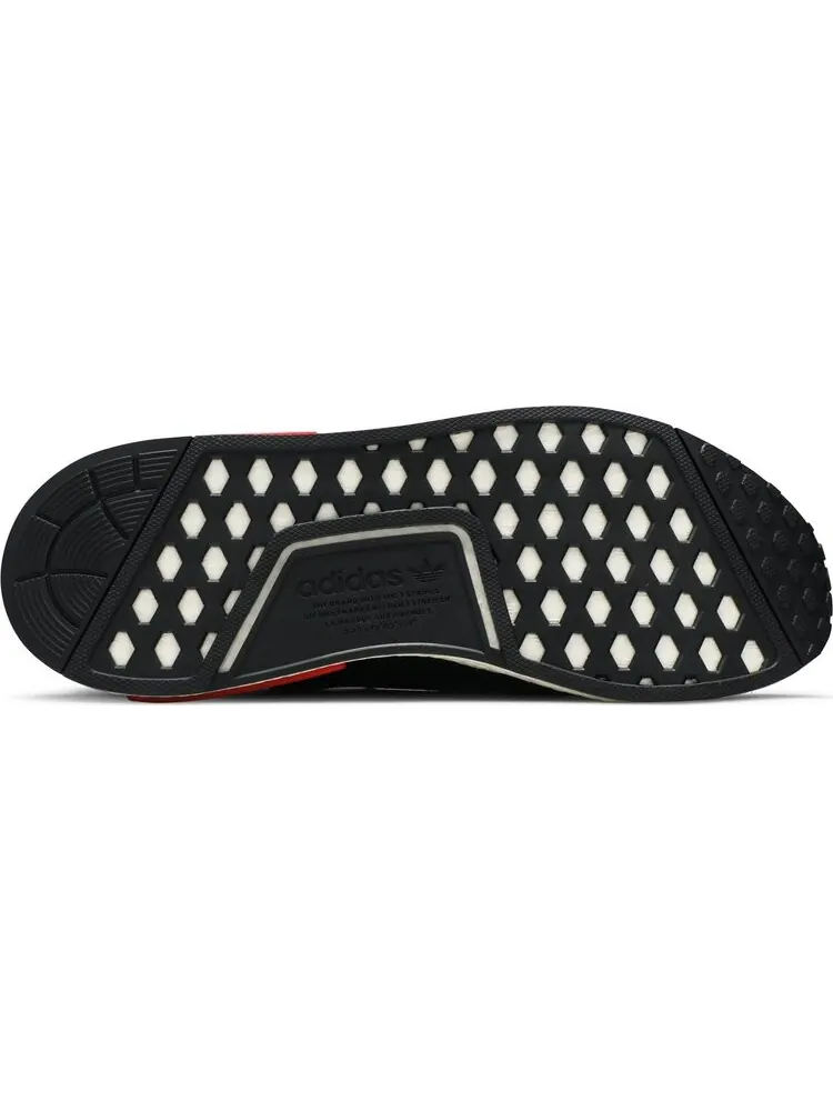 Кроссовки Adidas NMD_R1 'Black OG' — изображение 4 из 8, черный