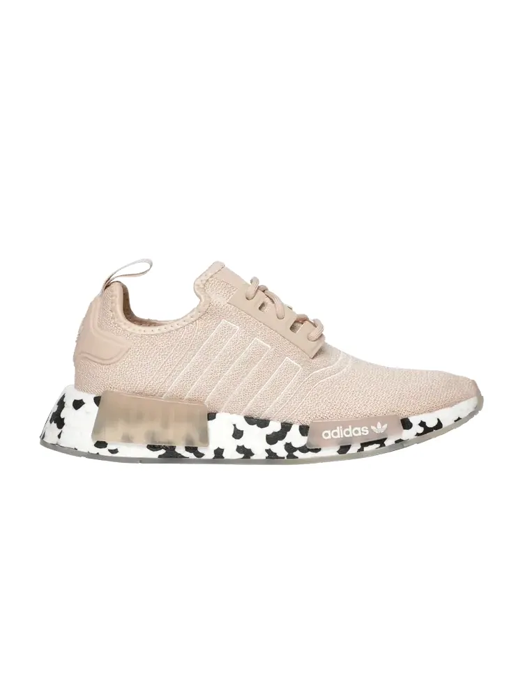 Кроссовки adidas Wmns NMD_R1 'Halo Blush' — изображение 1 из 9, белый/черный