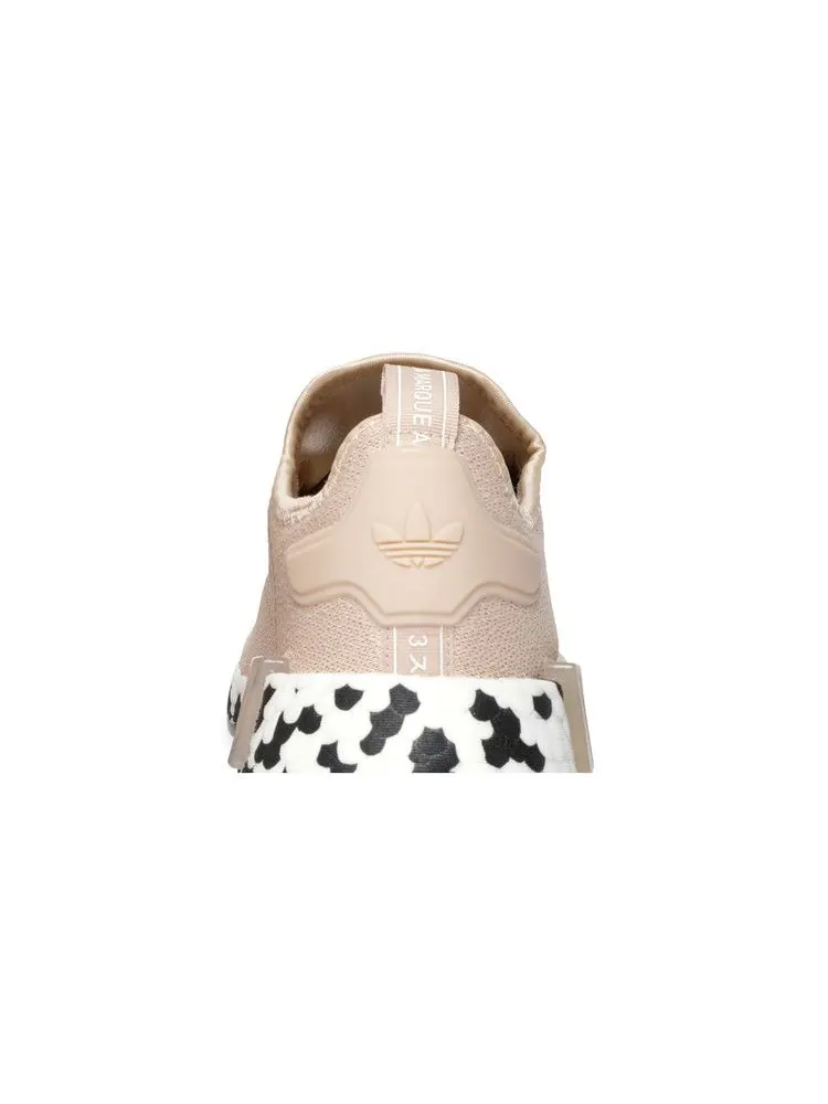 Кроссовки adidas Wmns NMD_R1 'Halo Blush' — изображение 8 из 9, белый/черный