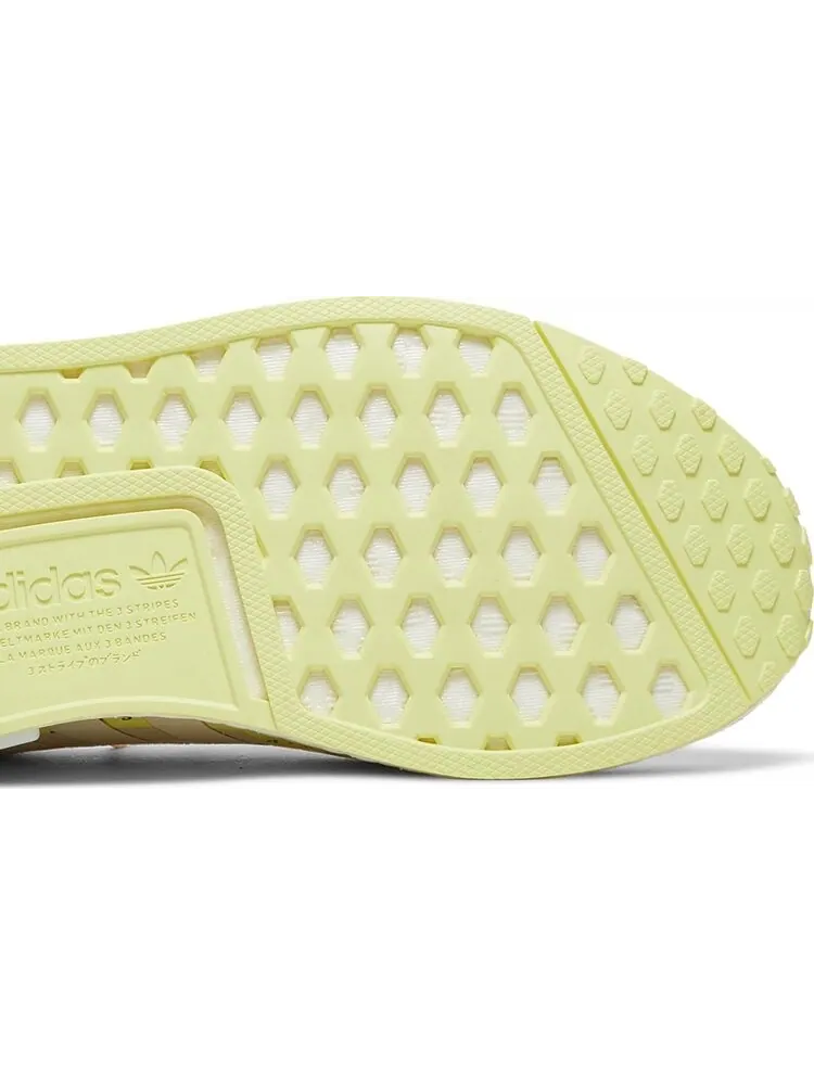 Кроссовки Adidas Wmns NMD_R1 'Wonder White Pulse Yellow' — изображение 5 из 8, бежевый