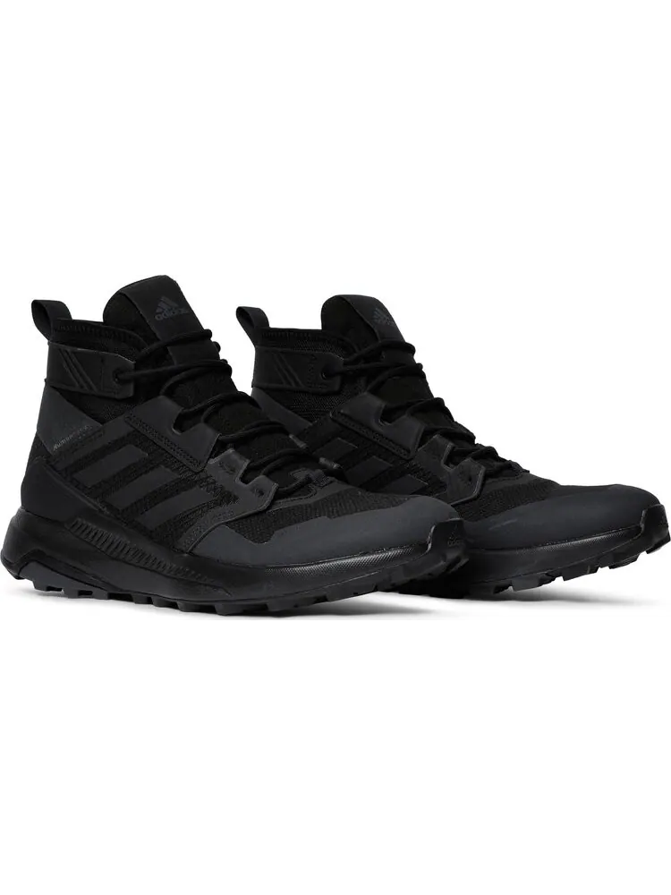 Кроссовки Adidas Pharrell x Terrex Trailmaker Mid GTX 'Triple Black' — изображение 8 из 8, черный