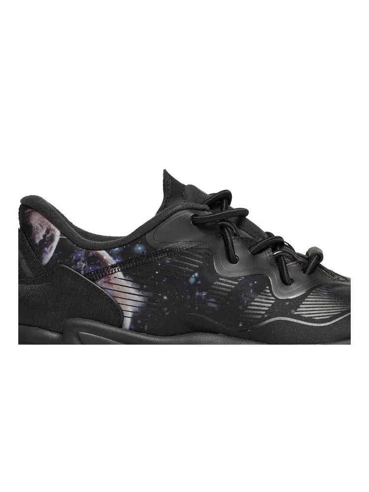 Кроссовки Adidas NASA x Ozweego — изображение 2 из 8, черный