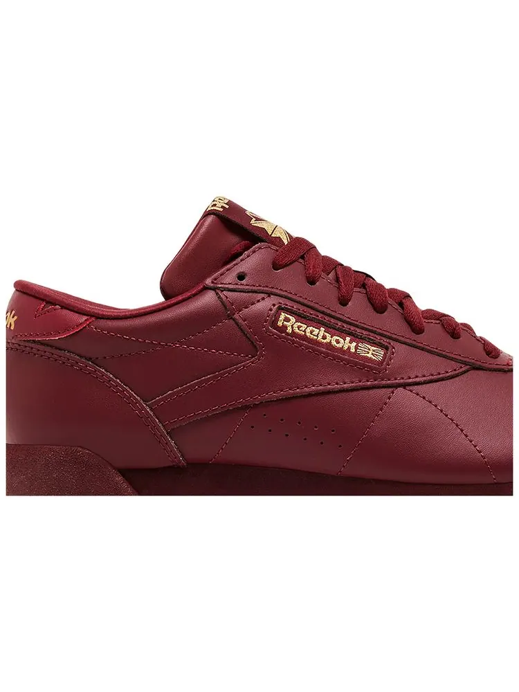 Кроссовки Reebok Wmns Freestyle Low 'Merlot' — изображение 2 из 4, фиолетовый