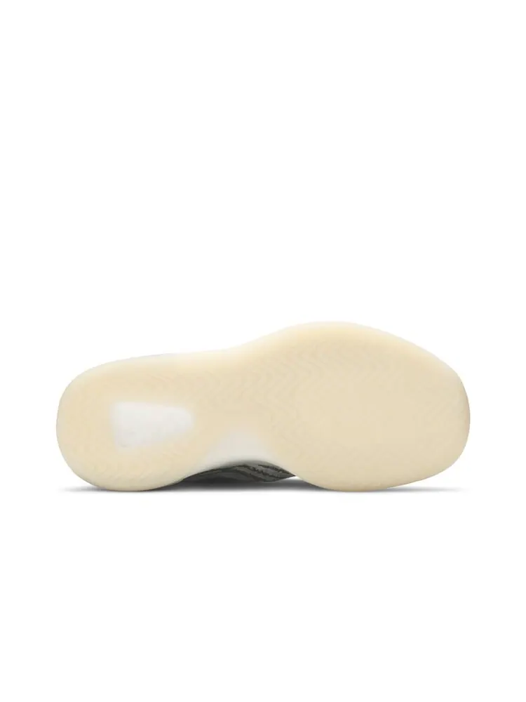 Кроссовки Adidas Yeezy Quantum Kids — изображение 4 из 4, белый