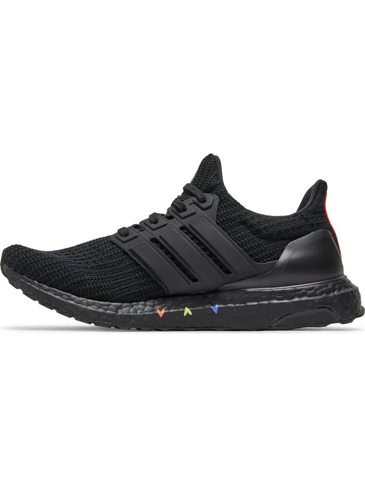 Кроссовки Adidas UltraBoost 4.0 DNA 'Black Hearts' — изображение 3 из 8, черный