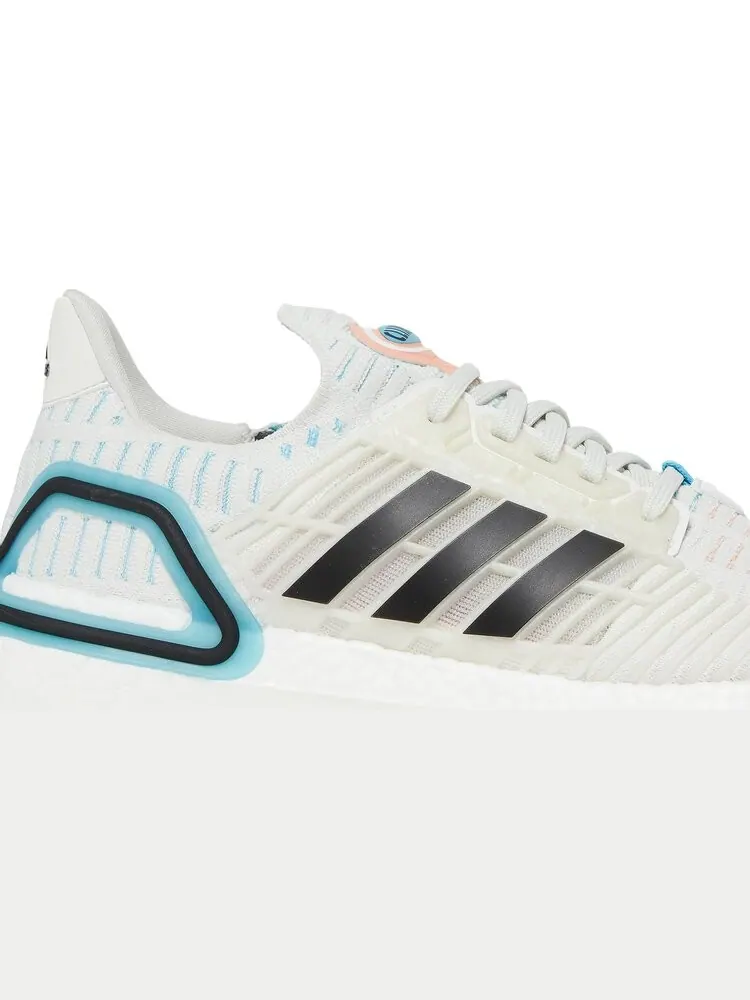 Кроссовки Adidas UltraBoost DNA 'Orbit Grey Blanch Sky' — изображение 2 из 8, серый