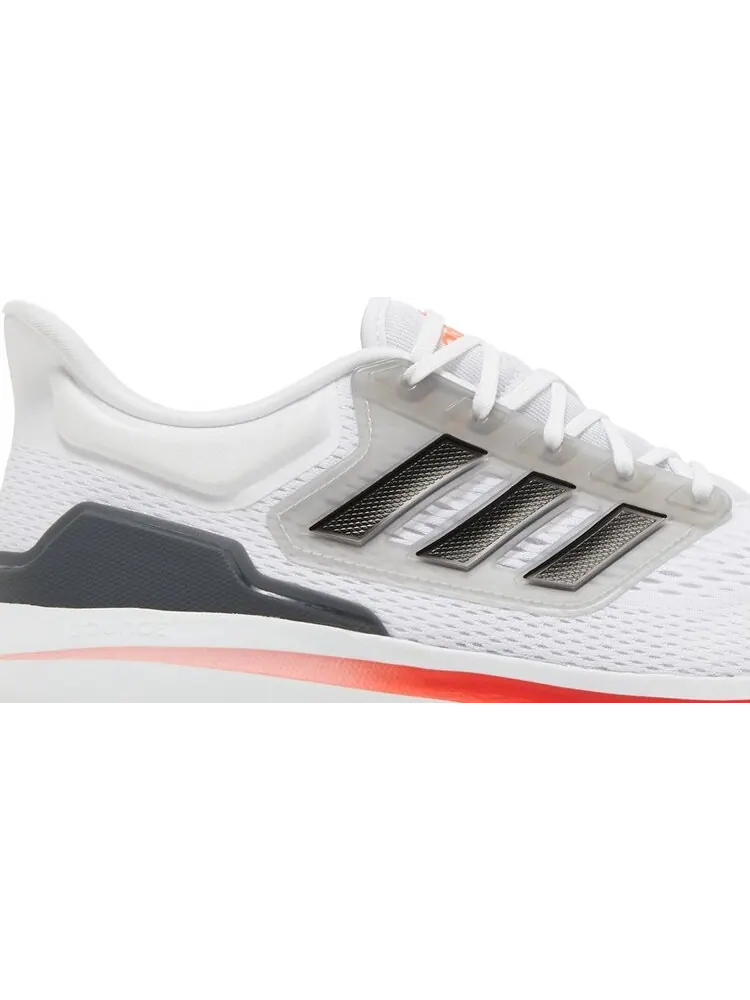 Кроссовки Adidas EQ21 Run — изображение 2 из 8, белый