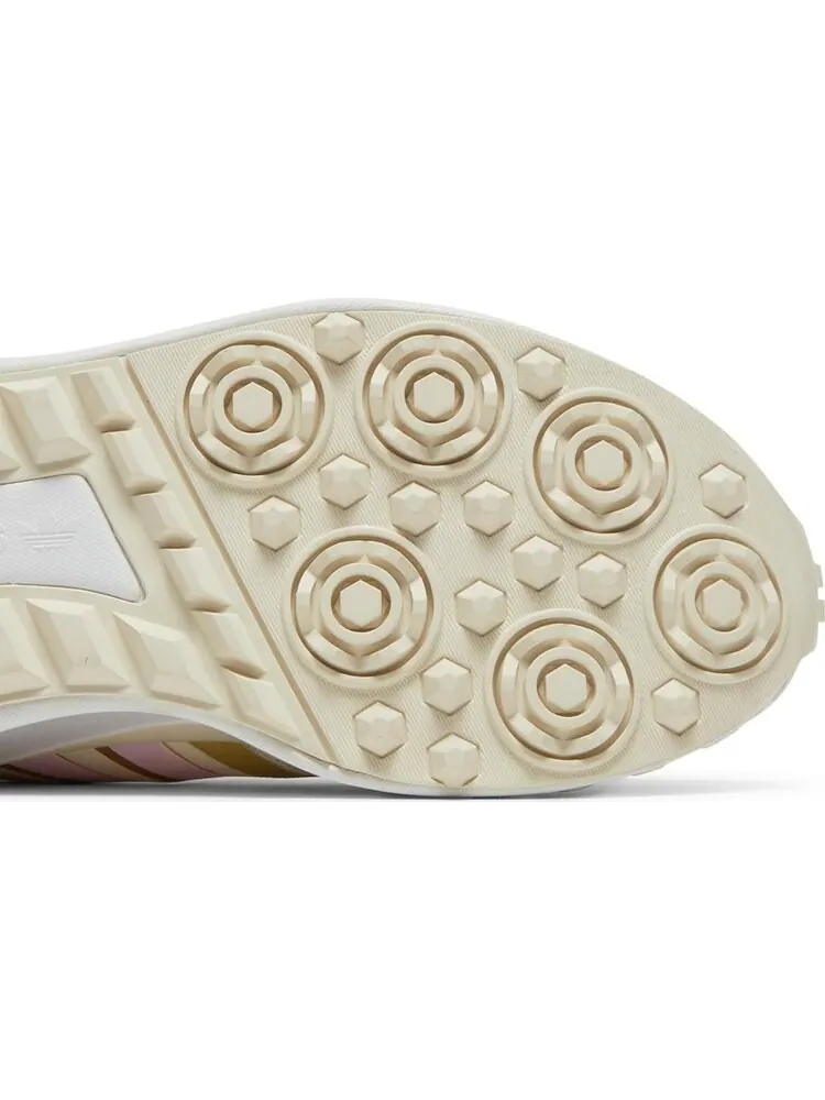 Кроссовки Adidas Wmns Choigo 'Wonder White Clear Pink' — изображение 5 из 8, бежевый
