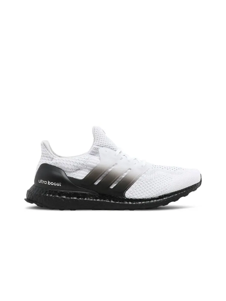 Кроссовки Adidas UltraBoost 5.0 DNA — изображение 1 из 4, белый