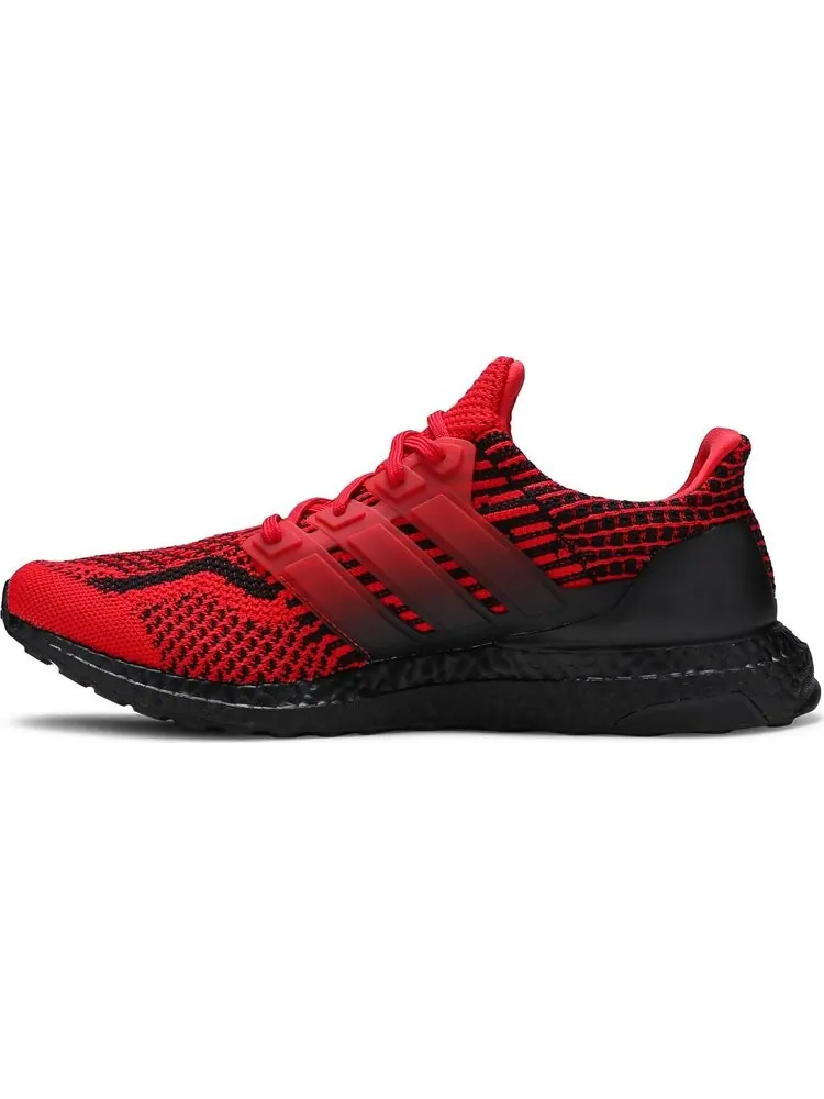 Кроссовки Adidas UltraBoost 5.0 DNA 'Scarlet Black' — изображение 3 из 8, красный