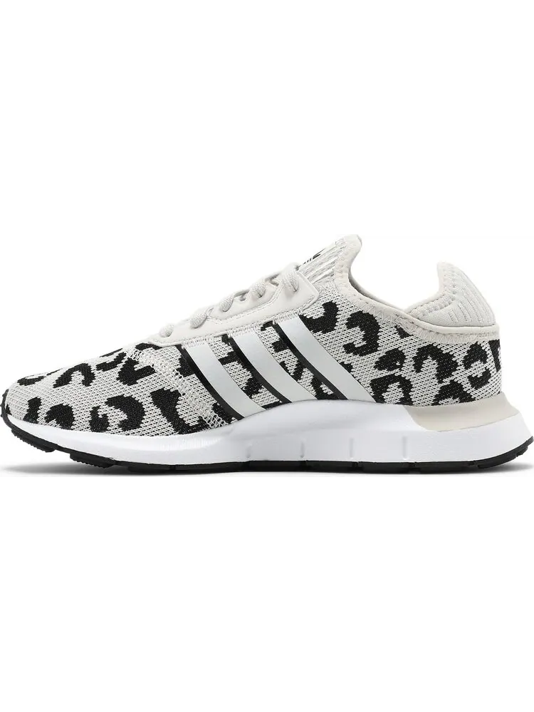 Кроссовки Adidas Wmns Swift Run X 'Leopard - Black' — изображение 3 из 8, бежевый