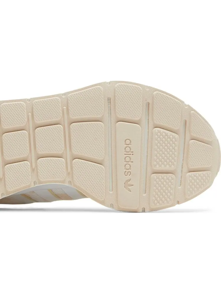 Кроссовки Adidas Wmns Swift Run X 'Leopard - Halo Ivory' — изображение 5 из 8, бежевый