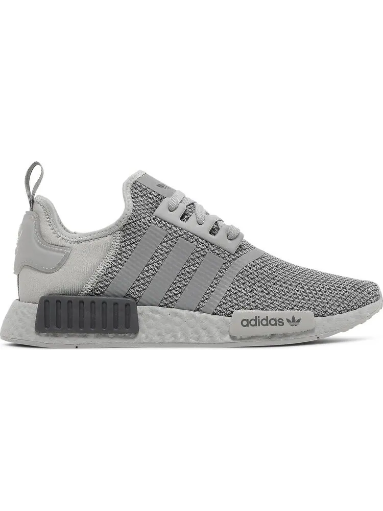 Кроссовки Adidas NMD_R1 'Solid Grey' — изображение 1 из 8, серый