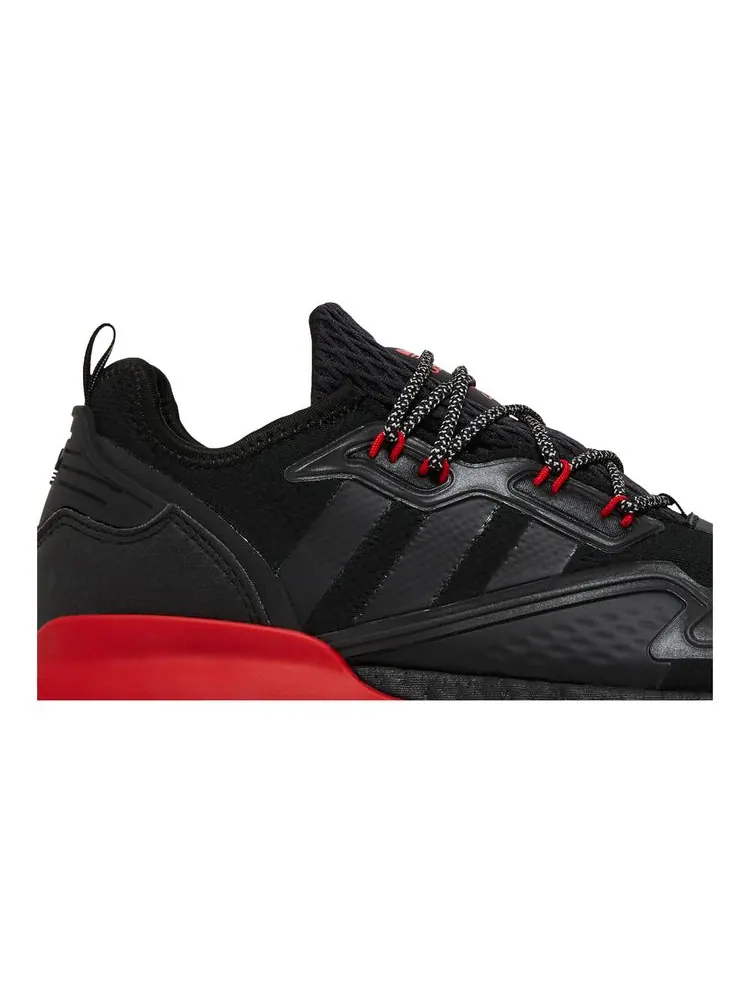 Кроссовки ZX 2K Boost 'Black Scarlet' — изображение 2 из 8, черный
