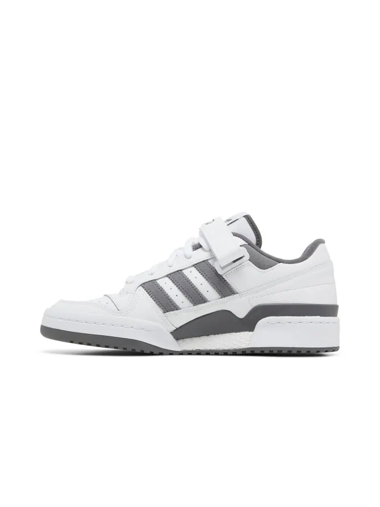 Кроссовки Adidas Forum Low — изображение 3 из 4, белый