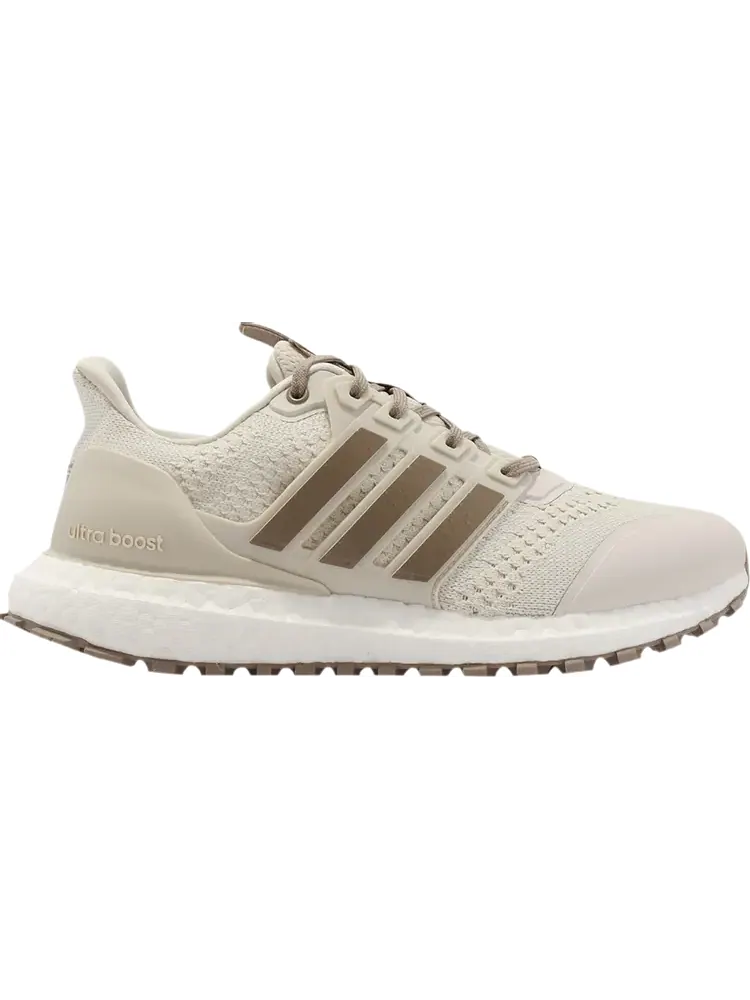 Кроссовки Adidas UltraBoost DNA Guard — изображение 1 из 1, бежевый