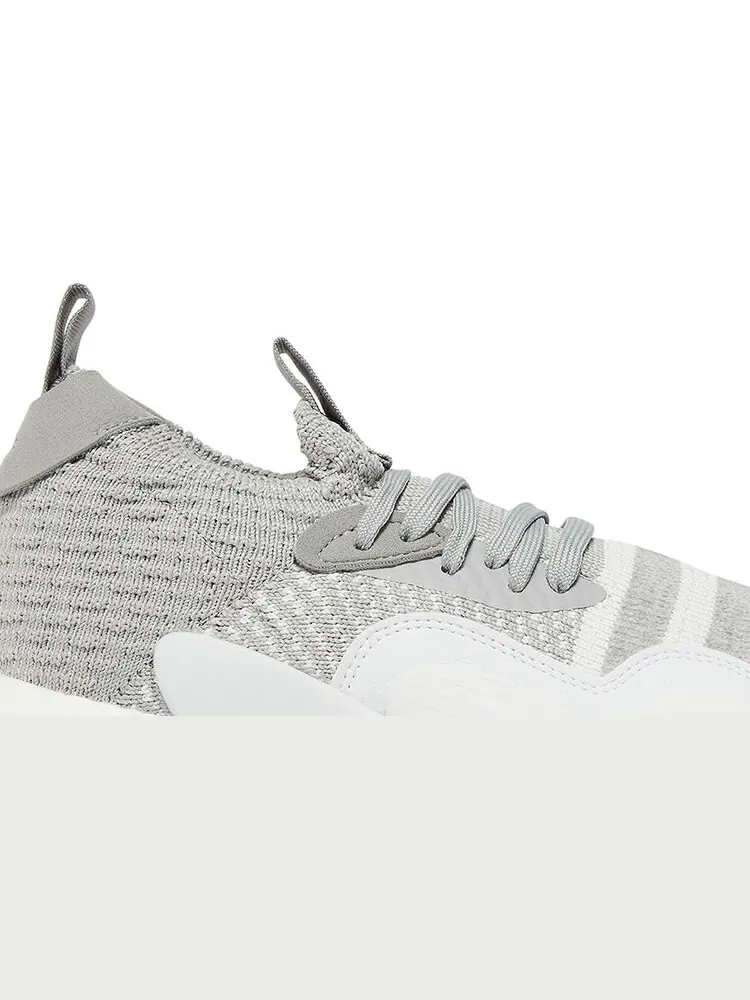 Кроссовки Adidas Trae Young 2 'Grey Moon' — изображение 2 из 8, серый