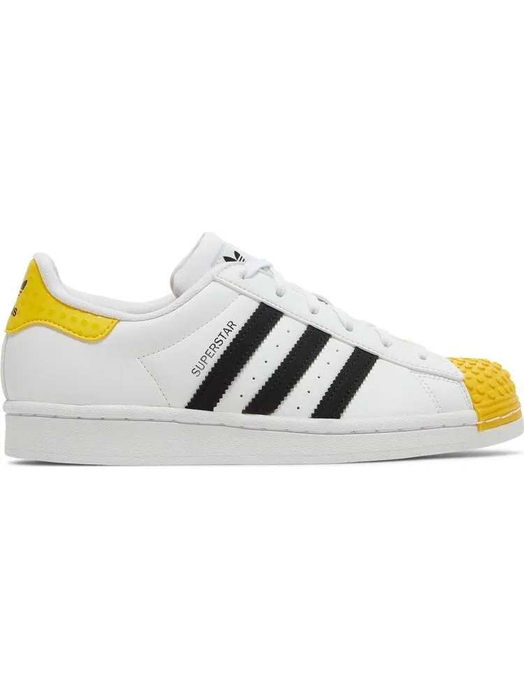 Кроссовки Adidas LEGO x Superstar J — изображение 1 из 8, белый