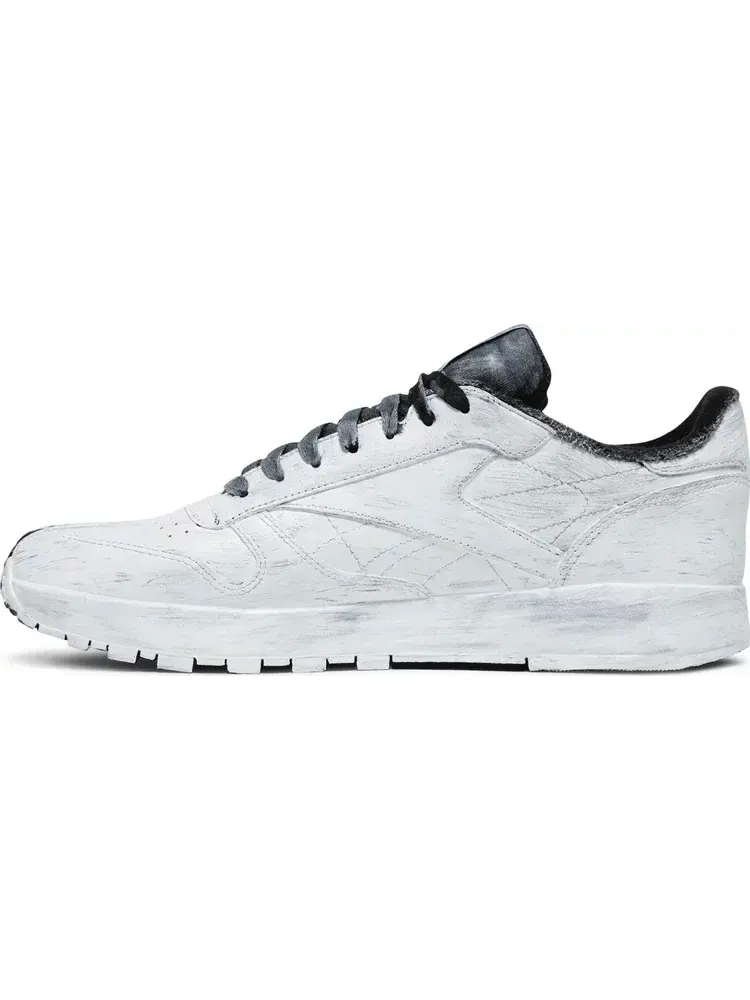 Кроссовки maison margiela x classic leather tabi 'whiteout' Reebok — изображение 3 из 8, белый