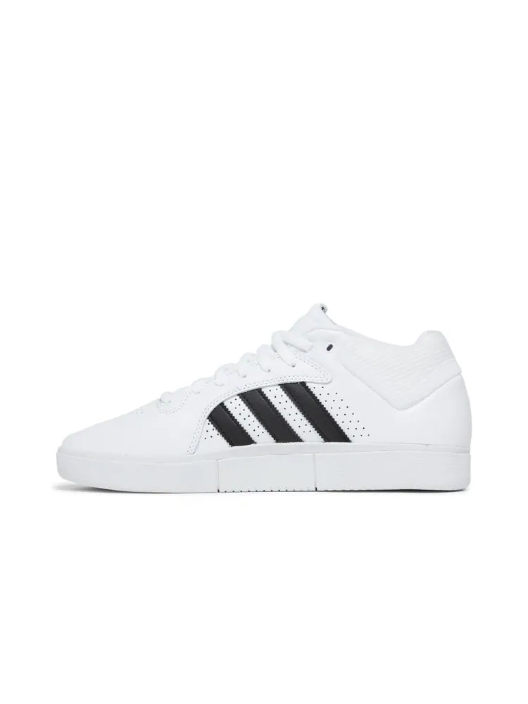 Кроссовки Adidas Tyshawn — изображение 3 из 4, белый