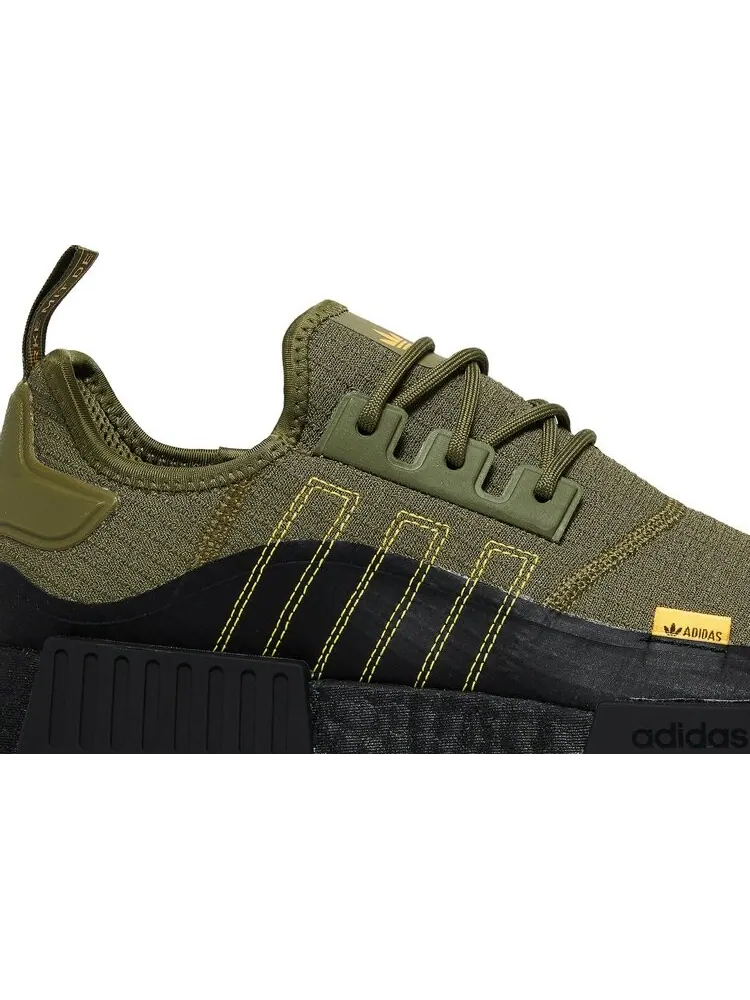 Кроссовки Adidas NMD_R1 'Focus Olive' — изображение 2 из 8, зеленый