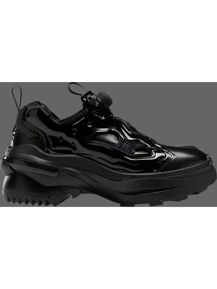 Лимитированные кроссовки maison margiela x tabi instapump fury oxford 'black' Reebok — изображение 1 из 1, черный