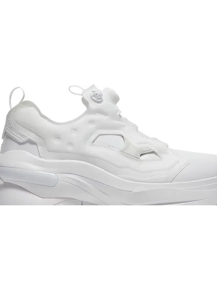 Кроссовки maison margiela x tabi instapump fury oxford 'white porcelain' Reebok — изображение 2 из 8, белый