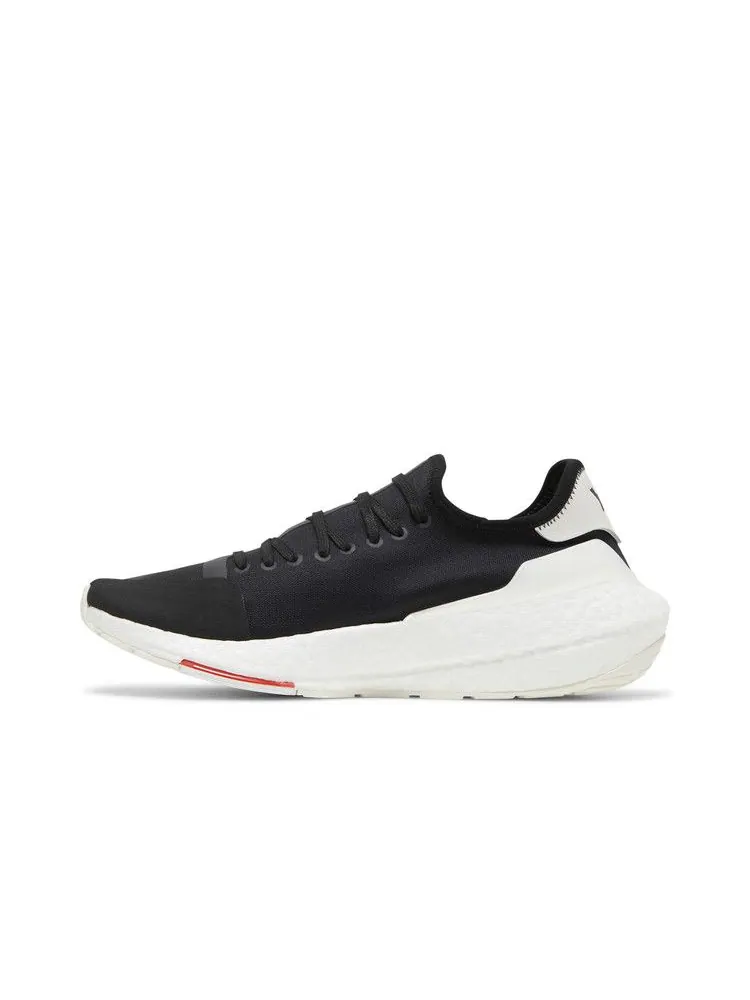 Кроссовки adidas Y-3 UltraBoost 21 'Black White' — изображение 4 из 9, черный/красный/белый