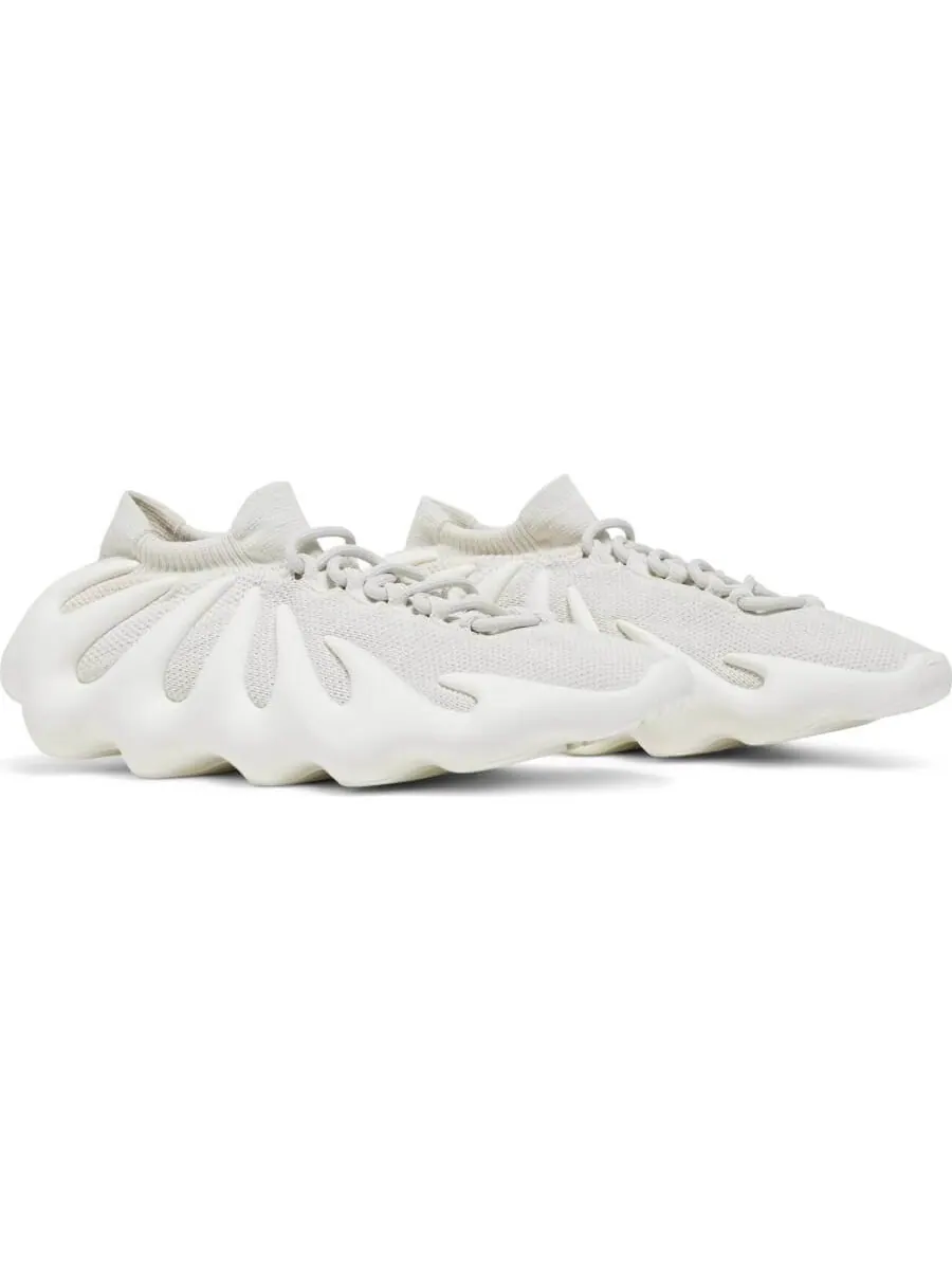 Кроссовки Yeezy 450 Cloud White — изображение 4 из 8, белый