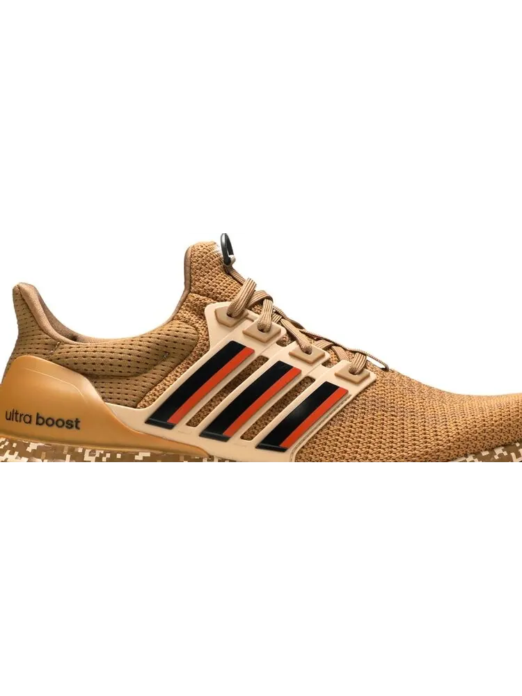 Кроссовки Adidas UltraBoost DNA 'Digital Camo - Raw Desert' — изображение 2 из 8, загар