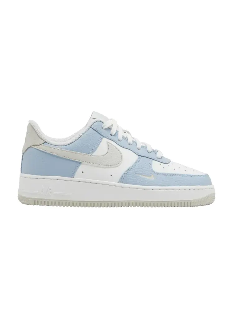 Кроссовки Nike Wmns Air Force 1 Low 'Light Armory Blue' — изображение 1 из 9