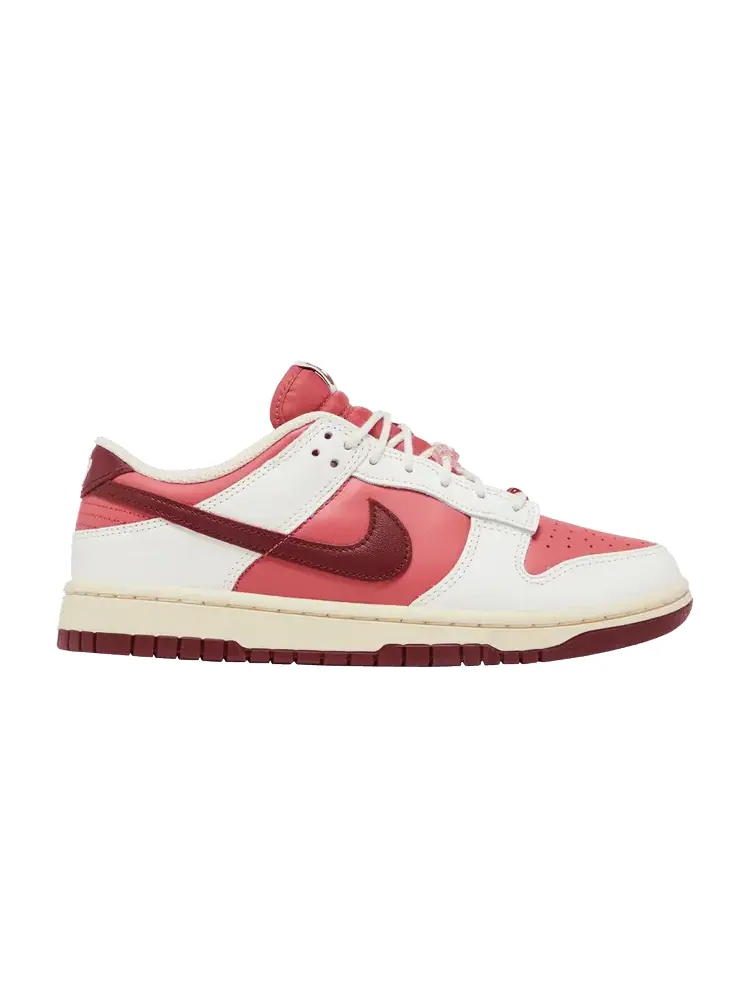 Кроссовки Nike Wmns Dunk Low 'Valentine's Day 2024 Alternate' — изображение 1 из 9, красный/розовый