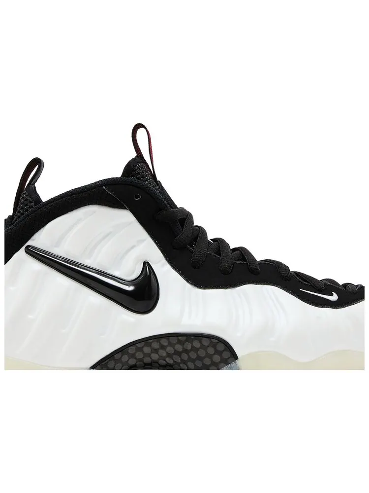 Кроссовки Nike Air Foamposite Pro 2025 — изображение 2 из 8, бежевый