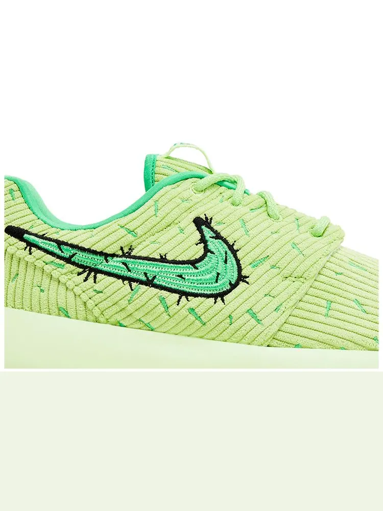 Кроссовки Nike Waste Management Phoenix Open x Roshe Golf 2 'Prickly Pear' — изображение 2 из 4, желтый