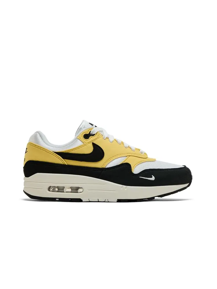 Кроссовки Wmns Air Max 1 '87 Textile 'Saturn Gold Black' — изображение 1 из 8, желтый
