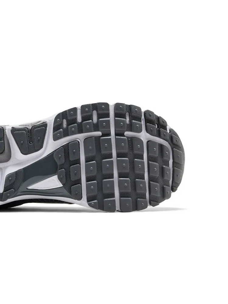 Кроссовки Air Zoom Vomero 5 'Cool Grey' — изображение 5 из 8, серый