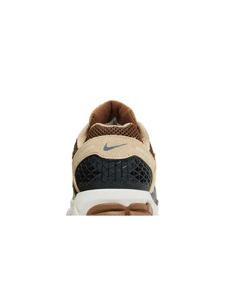 Nike Air Zoom Vomero 5 'Light British Tan Khaki' — изображение 7 из 8, бежевый