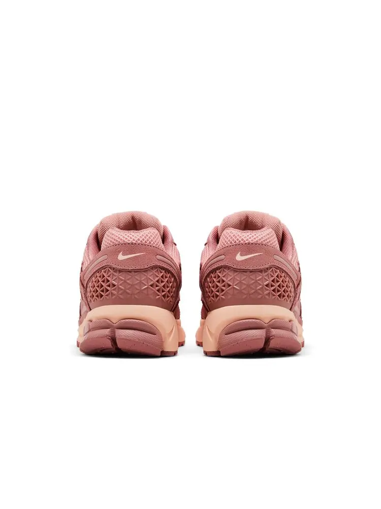 Кроссовки Air Zoom Vomero 5 'Red Stardust' — изображение 6 из 8, красный