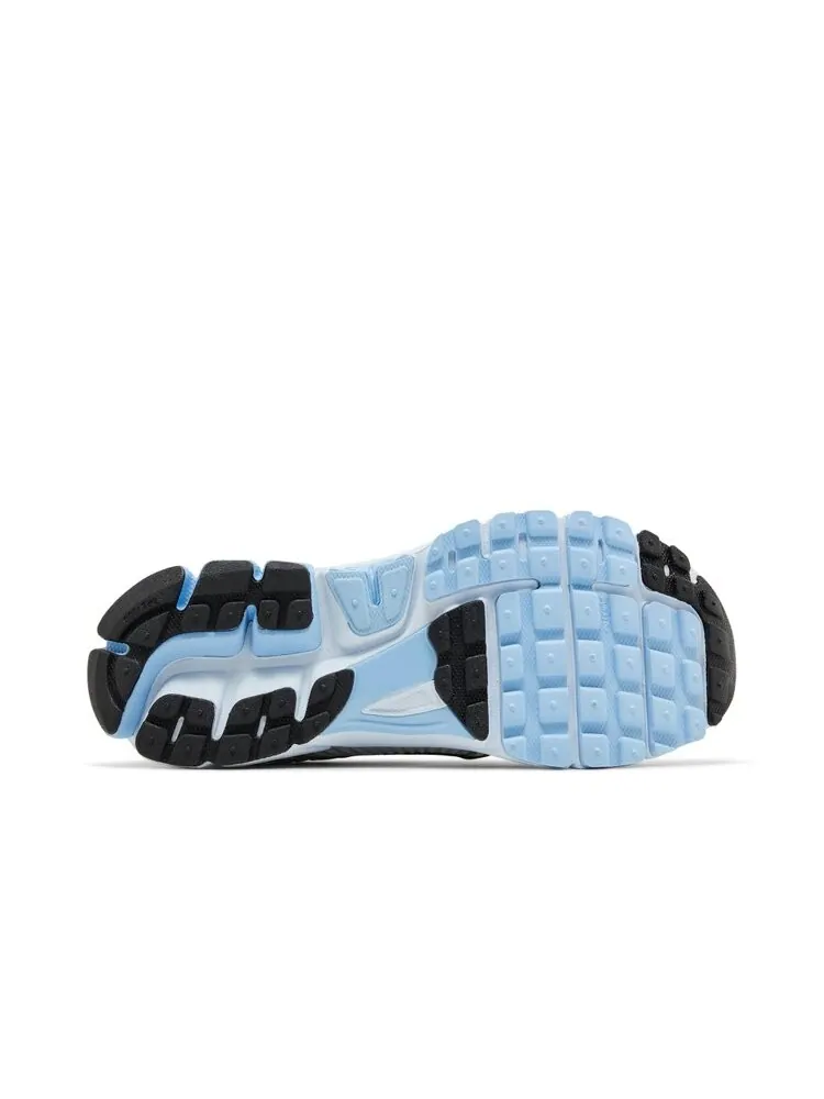 Кроссовки Wmns Air Zoom Vomero 5 — изображение 4 из 4