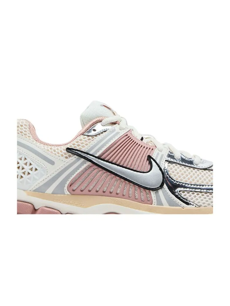 Кроссовки Nike Wmns Air Zoom Vomero 5 'Particle Pink' — изображение 3 из 9