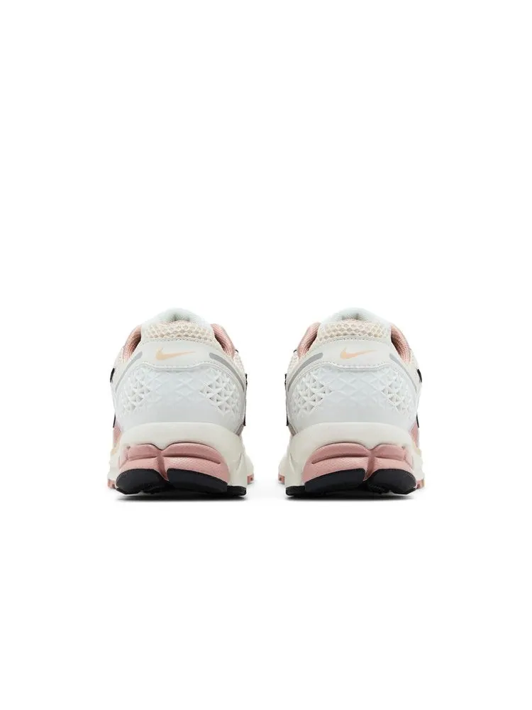 Кроссовки Nike Wmns Air Zoom Vomero 5 'Particle Pink' — изображение 7 из 9
