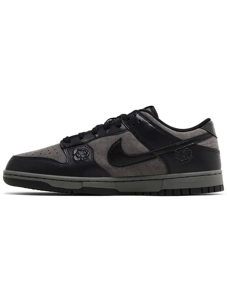 Кроссовки Nike Dunk Low 'Black Roses' — изображение 3 из 4, черный