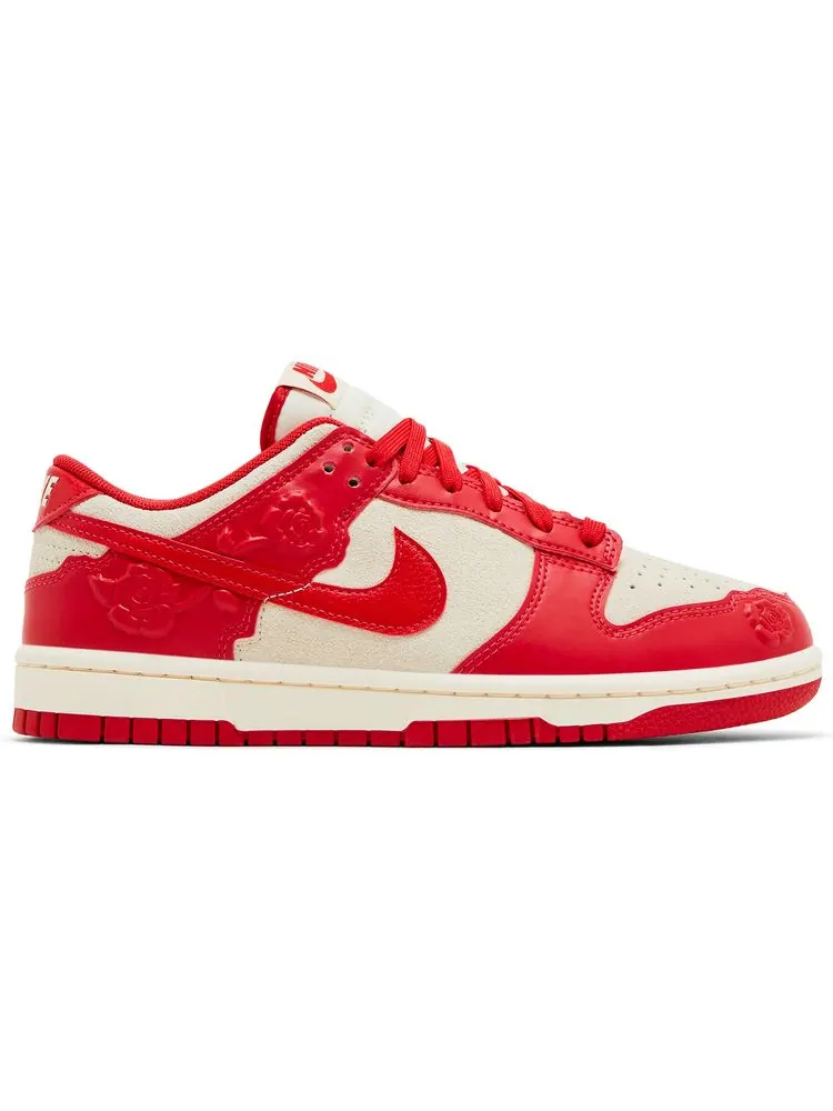 Кроссовки Nike Wmns Dunk Low 'Roses' — изображение 1 из 4, розовый