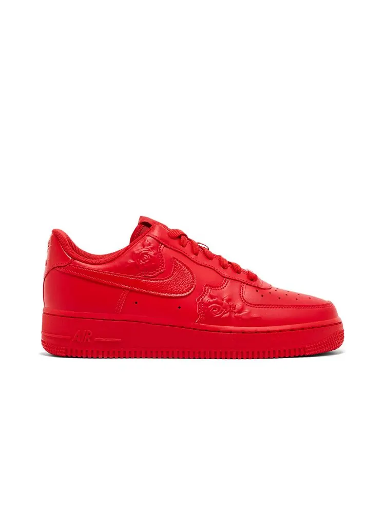Кроссовки Nike Wmns Air Force 1 '07 'Red Roses' — изображение 1 из 4, красный
